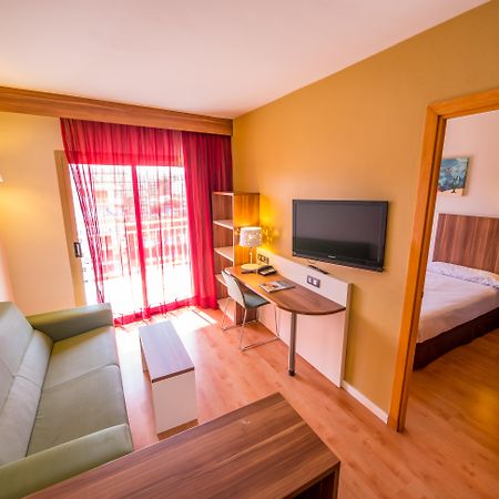 Golden Avenida Family Suites 4* サロウ エクステリア 写真