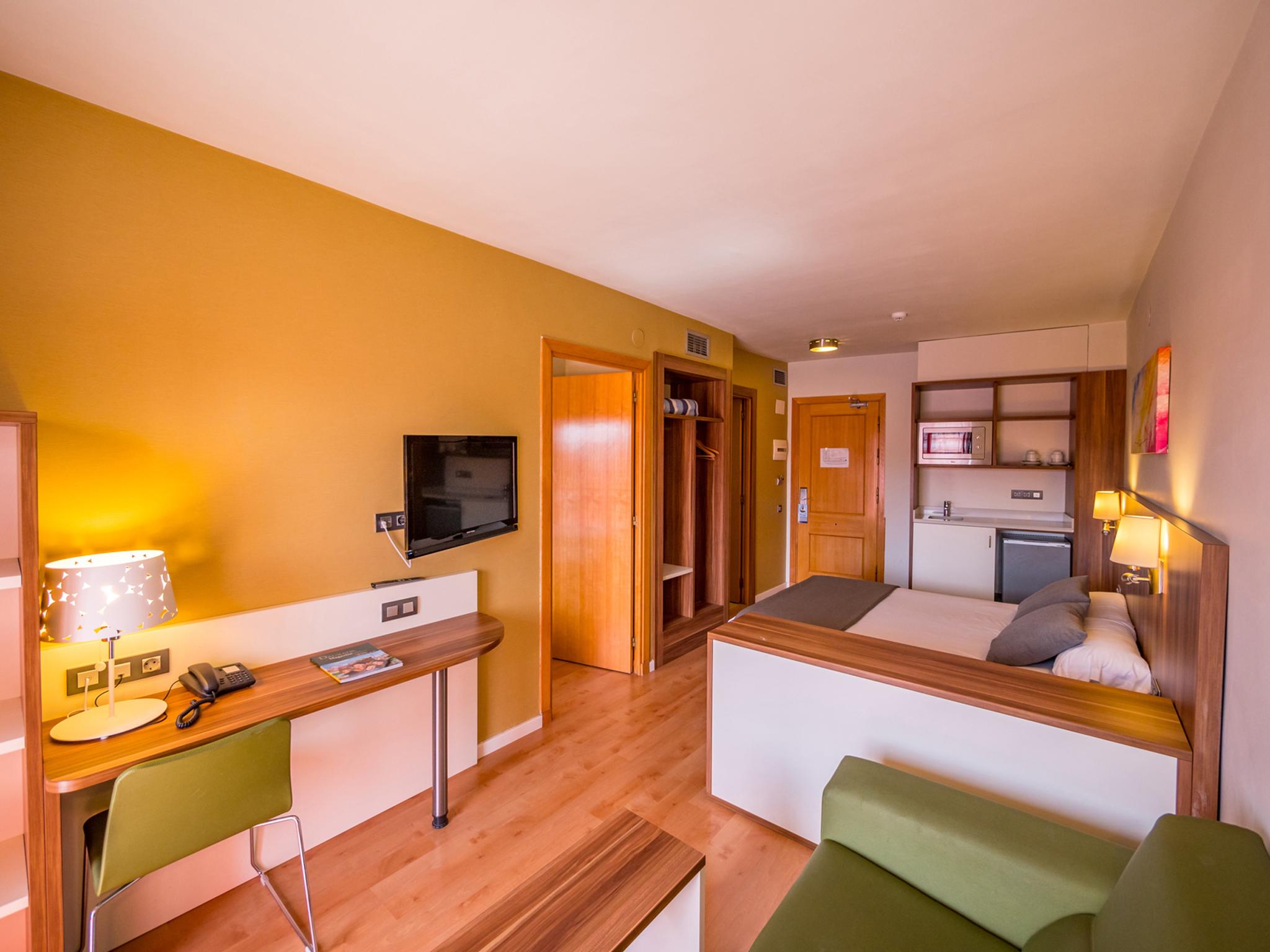 Golden Avenida Family Suites 4* サロウ エクステリア 写真