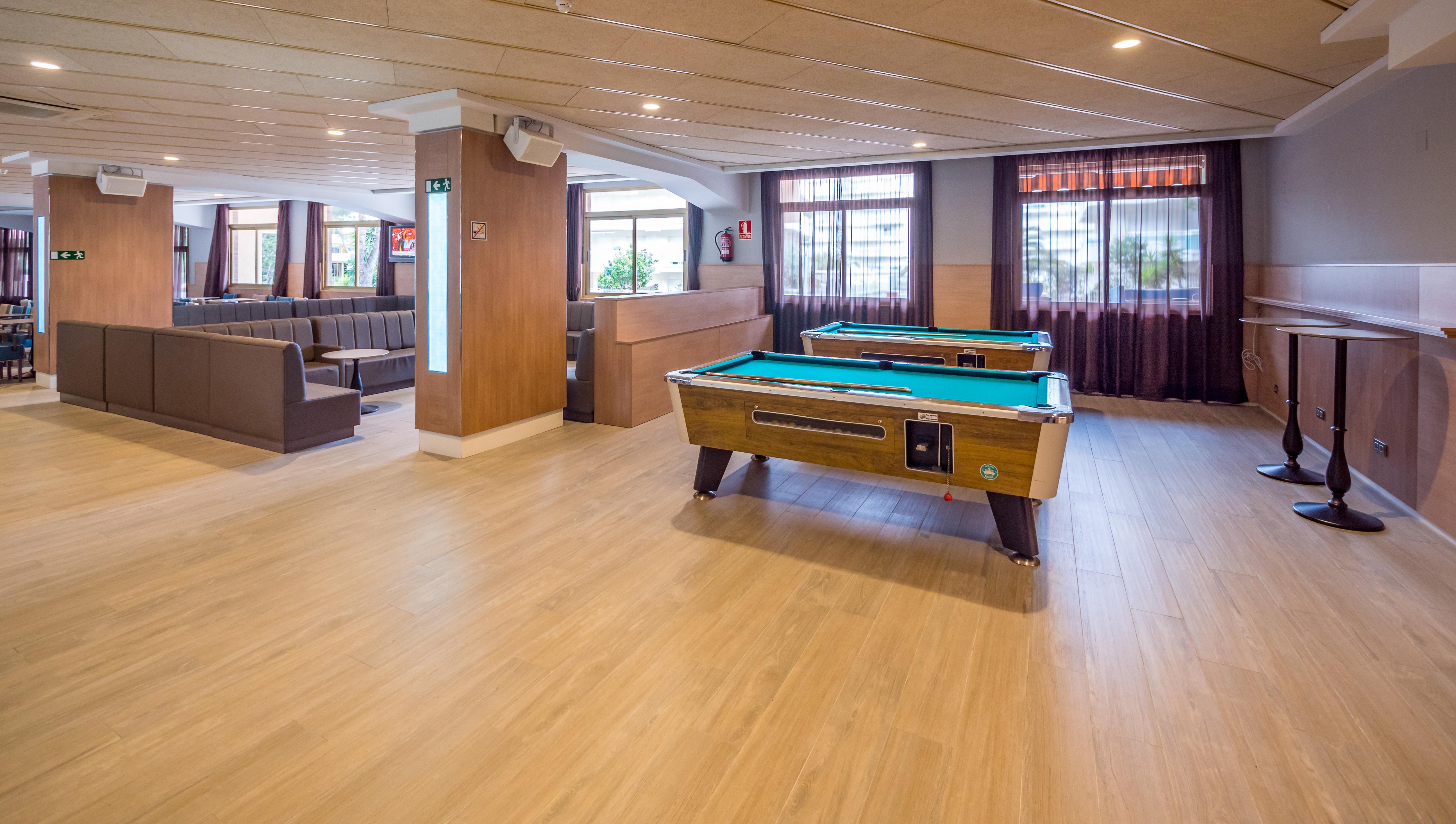 Golden Avenida Family Suites 4* サロウ エクステリア 写真