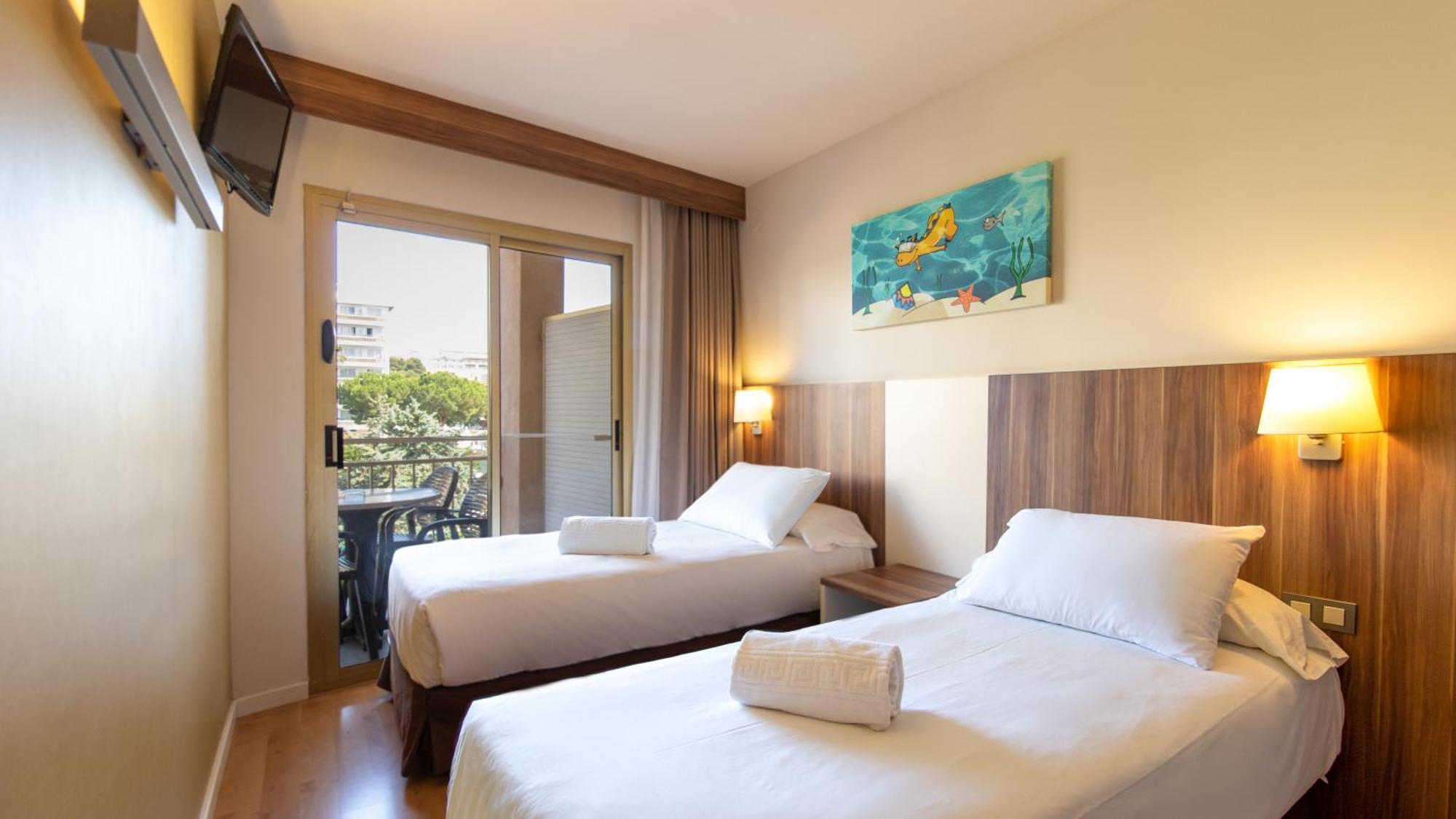 Golden Avenida Family Suites 4* サロウ エクステリア 写真