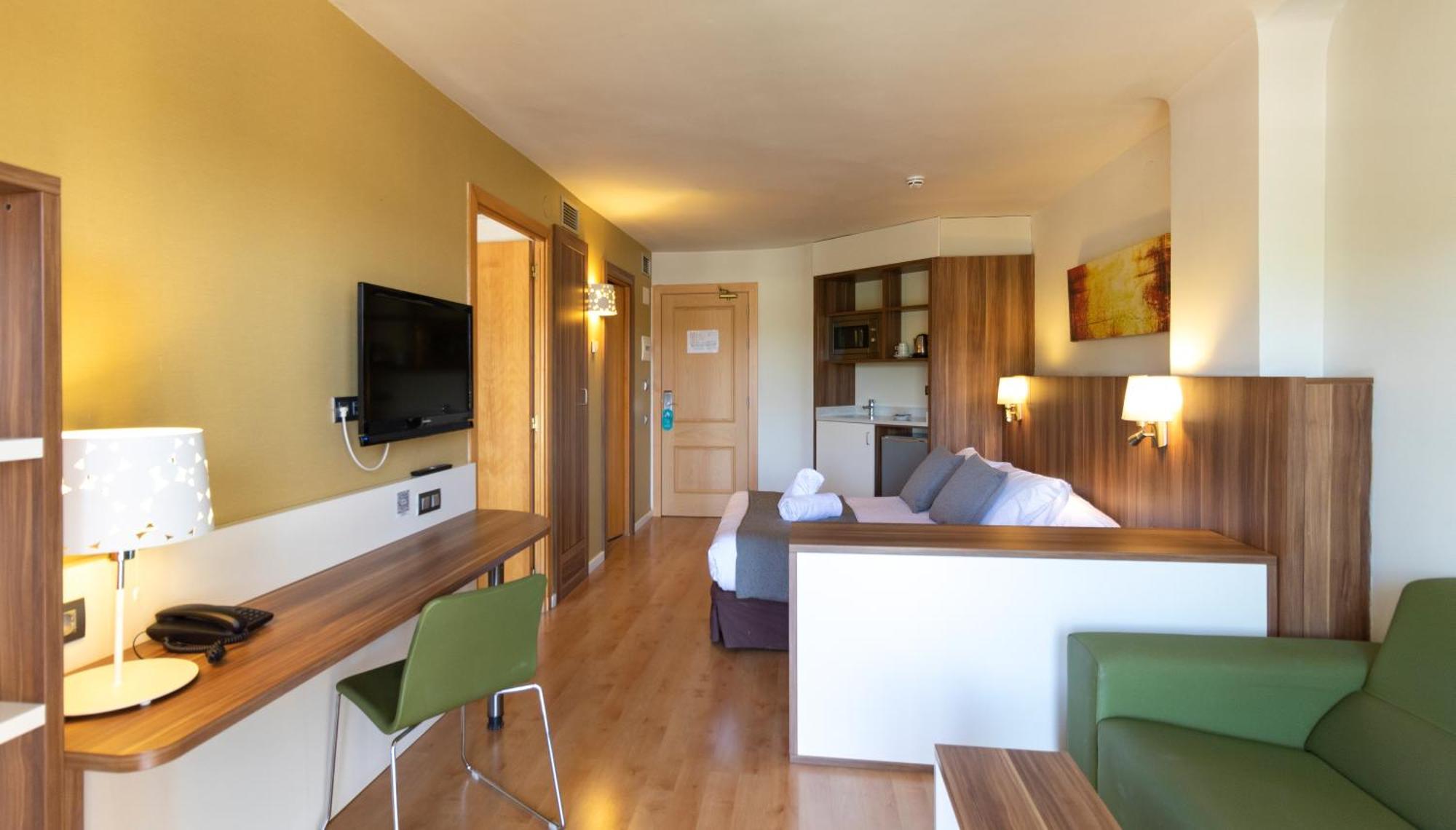 Golden Avenida Family Suites 4* サロウ エクステリア 写真