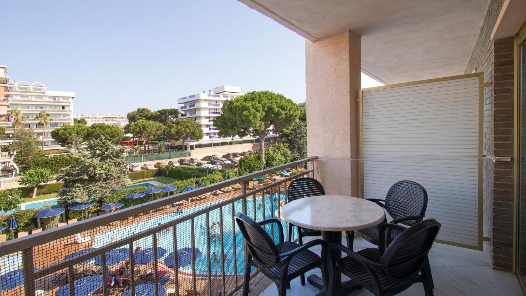 Golden Avenida Family Suites 4* サロウ エクステリア 写真