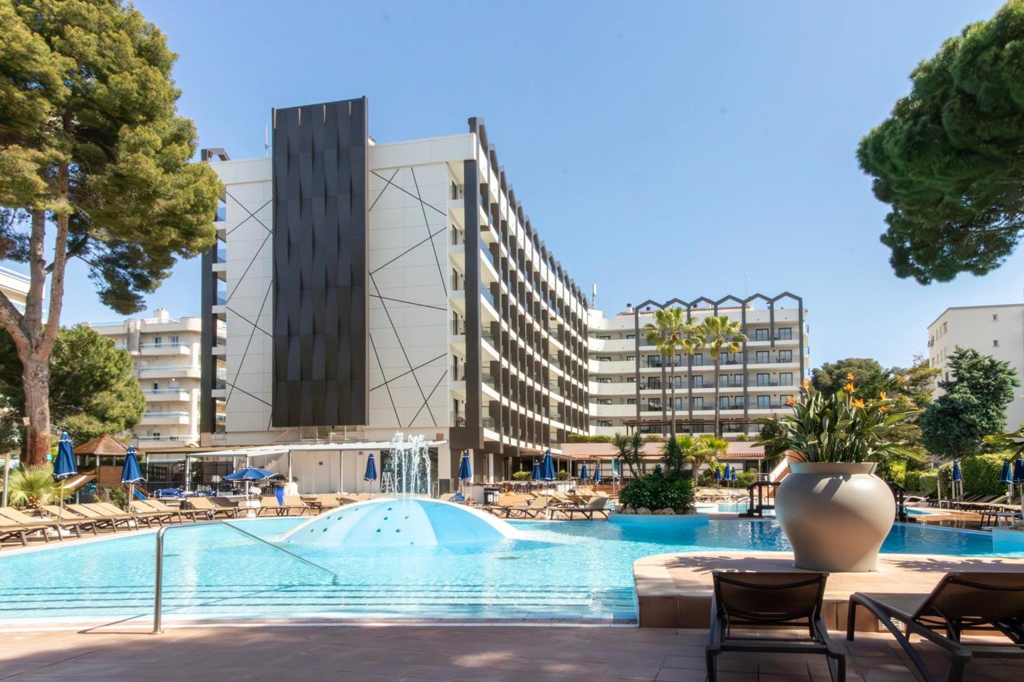 Golden Avenida Family Suites 4* サロウ エクステリア 写真