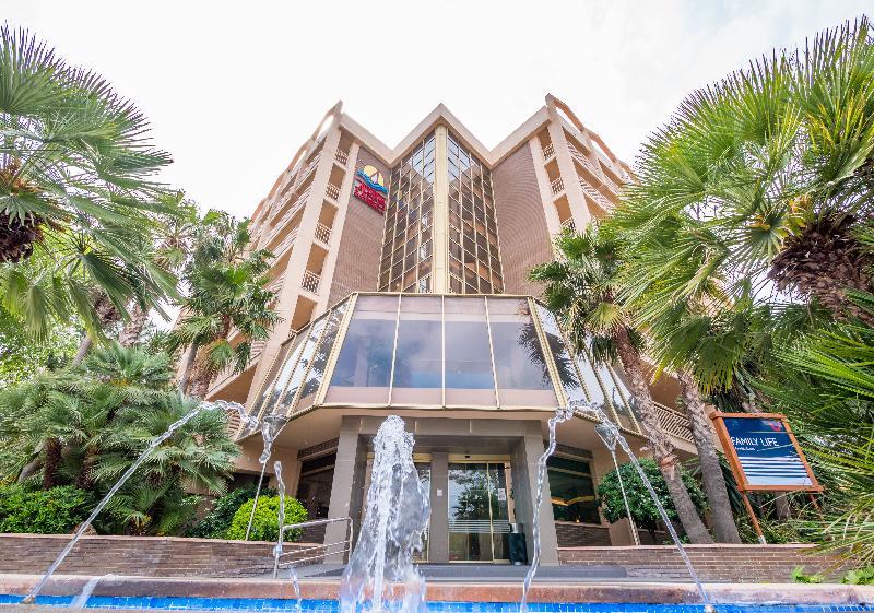 Golden Avenida Family Suites 4* サロウ エクステリア 写真